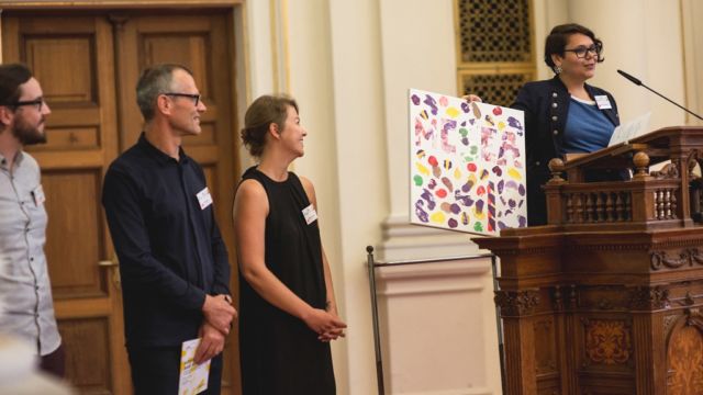 Valentina Ostovary, Ewa Adamkiewicz, Klaus Rieser, and Markus Diepold say thank you to this year’s local main organizer Silvia Schultermandl